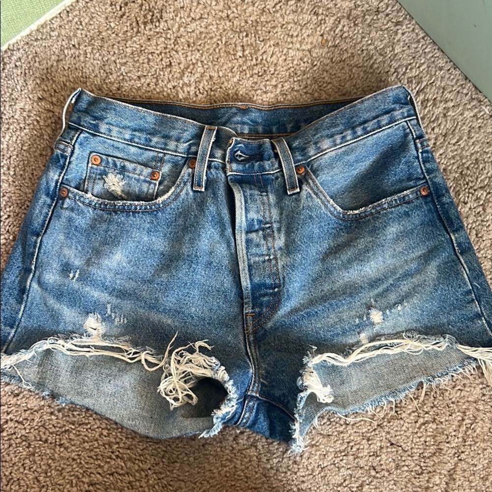Levi 501 Distressed Women Shorts